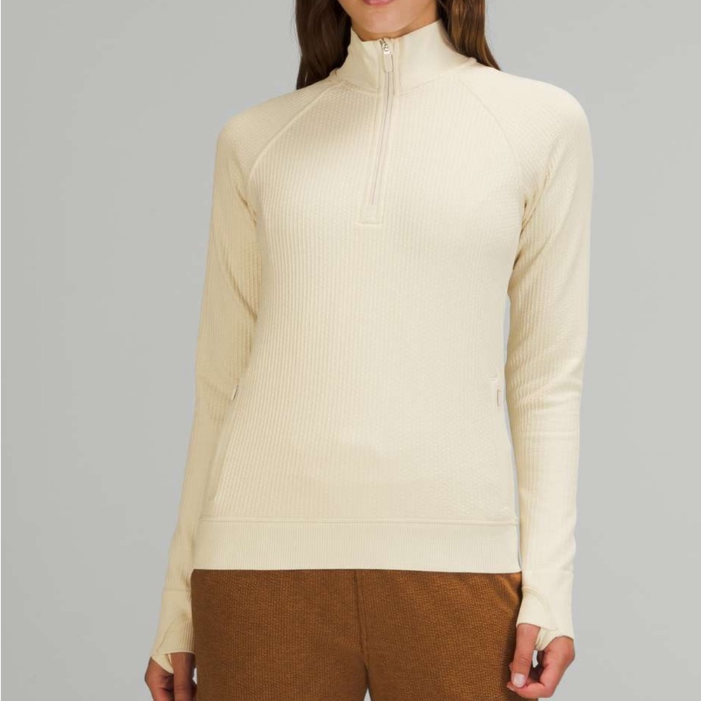576. Lululemon Engineered Warmth Half Zip size 6 in white opal